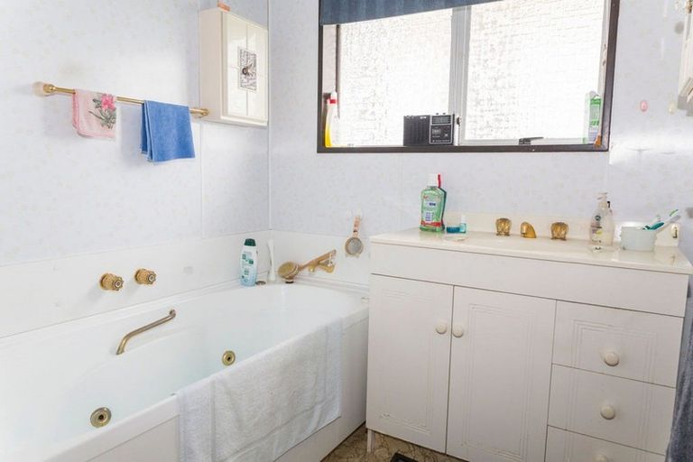 Photo of property in 117 Guy Street, Dannevirke, 4930