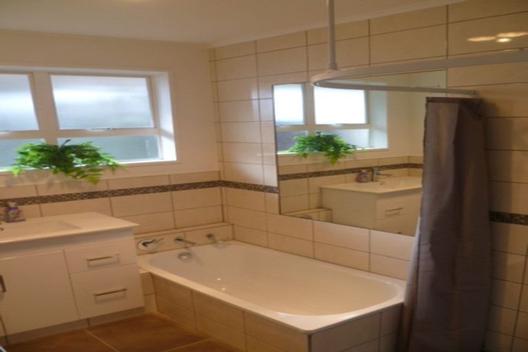 Photo of property in 96 Atawhai Road, Fitzherbert, Palmerston North, 4410