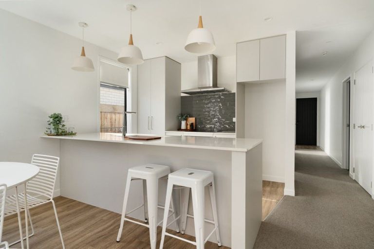 Photo of property in 10 Papaka Lane, Poike, Tauranga, 3112