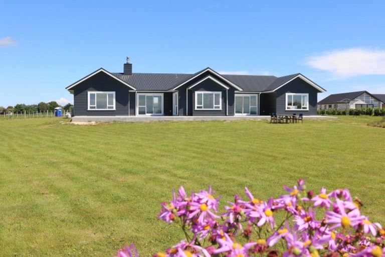 Photo of property in 83 View Road, Halcombe, Feilding, 4779