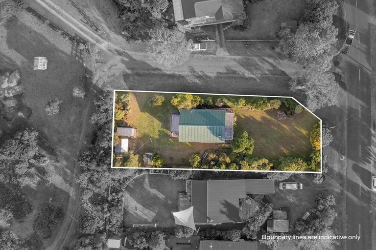 Photo of property in 152 Ocean Beach Road, Tairua, 3508