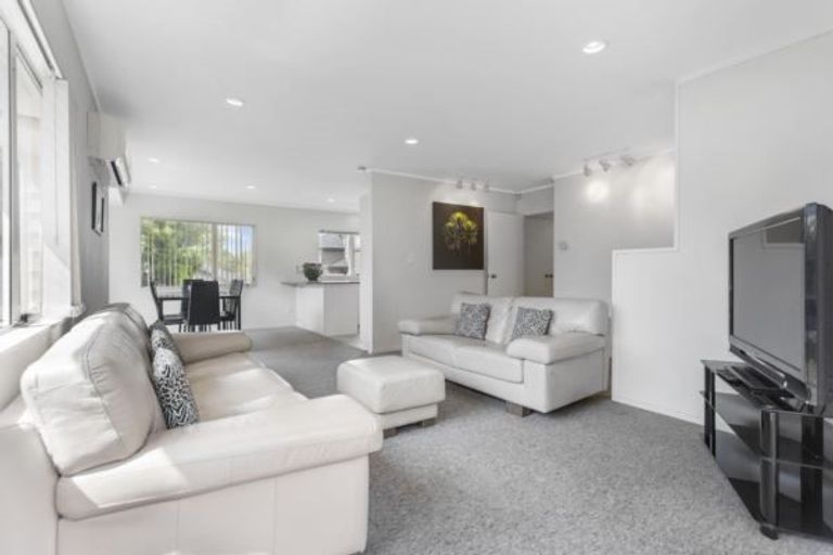 Photo of property in 3/251 Pakuranga Road, Pakuranga, Auckland, 2010