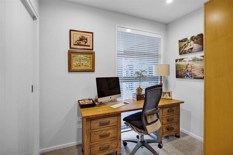 Photo of property in 5 Ashwood Lane, Bell Block, New Plymouth, 4312