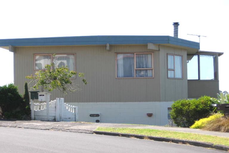 Photo of property in 2/7 Morice Place, Torbay, Auckland, 0630