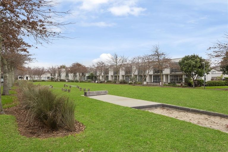 Photo of property in 21 Kauri Drive, Takanini, 2112