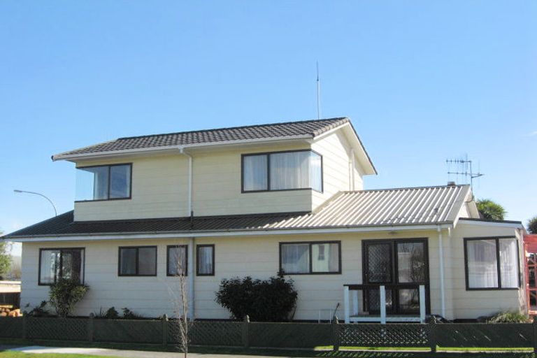 Photo of property in 38-42 Titoki Crescent, Pirimai, Napier, 4112