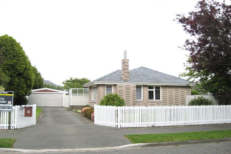 Photo of property in 10 Delph Street, Avonhead, Christchurch, 8042