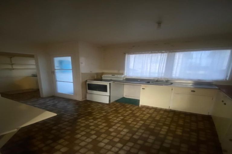 Photo of property in 72 Thompson Terrace, Manurewa, Auckland, 2102