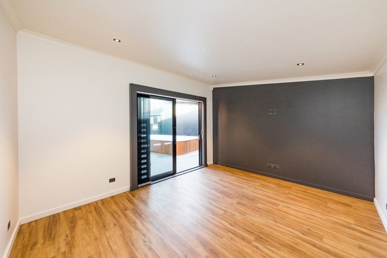 Photo of property in 5 Te Kiri Street, Himatangi Beach, Foxton, 4891