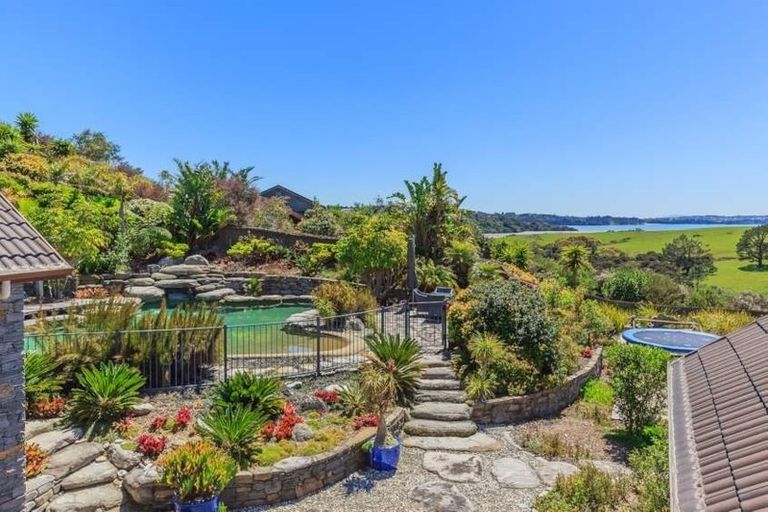 Photo of property in 78 Okura River Road, Okura, Albany, 0792