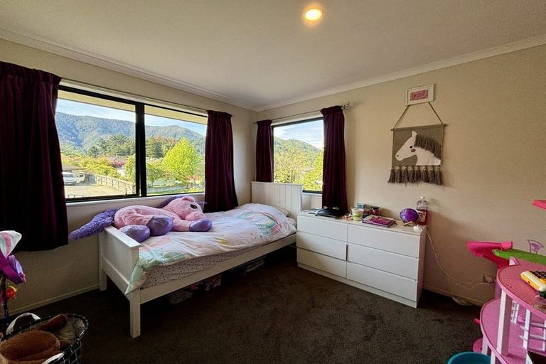 Photo of property in 7 Glentui Place, Waikawa, Picton, 7220