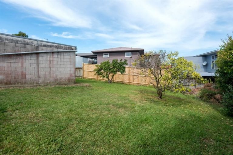 Photo of property in 3/68a Ridge Road, Howick, Auckland, 2014