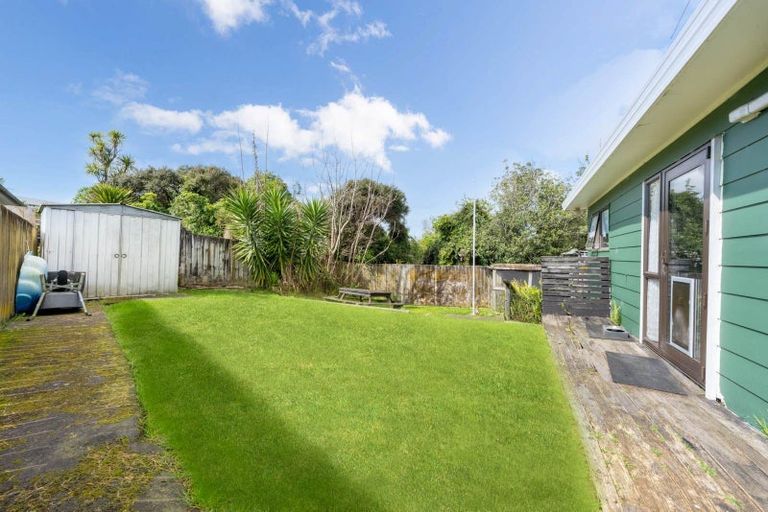 Photo of property in 170b Aviemore Drive, Highland Park, Auckland, 2010