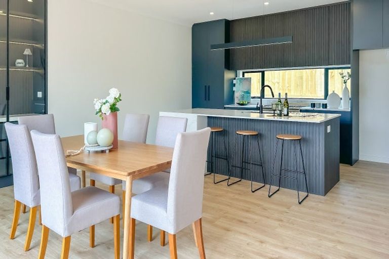 Photo of property in 2 Hayley Court, Wainui, Silverdale, 0992