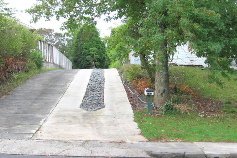 Photo of property in 11a Nandana Drive, Glen Eden, Auckland, 0602