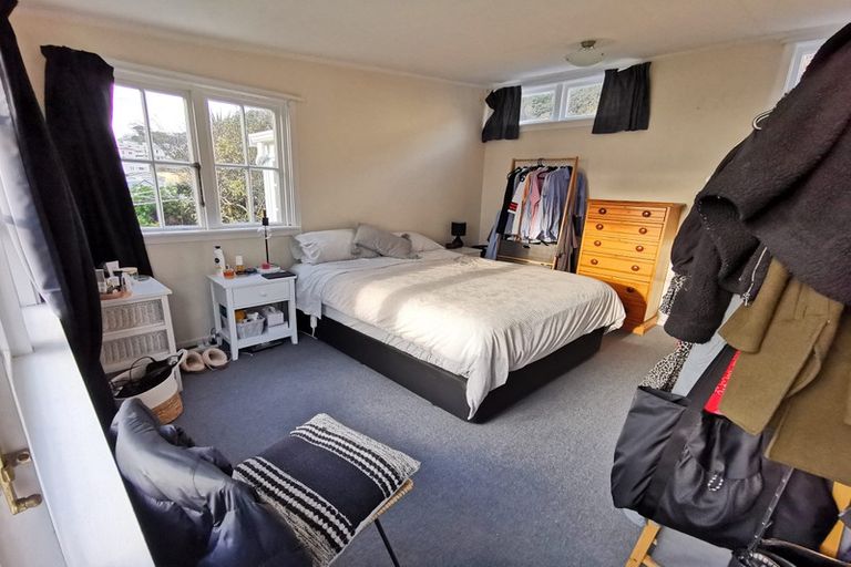 Photo of property in 71 Pirie Street, Mount Victoria, Wellington, 6011