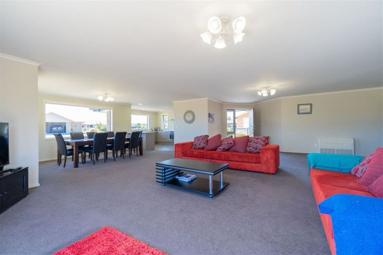 Photo of property in 16 Cunaris Way, Te Anau, 9600