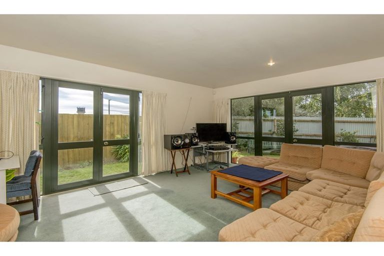 Photo of property in 4/2 Leamington Street, Addington, Christchurch, 8024