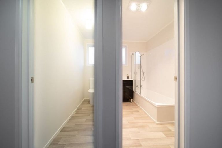 Photo of property in 8 Quennell Avenue, Favona, Auckland, 2024