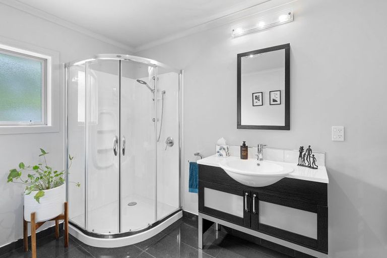 Photo of property in 9 Tunbridge Wells, Ohau, Levin, 5570