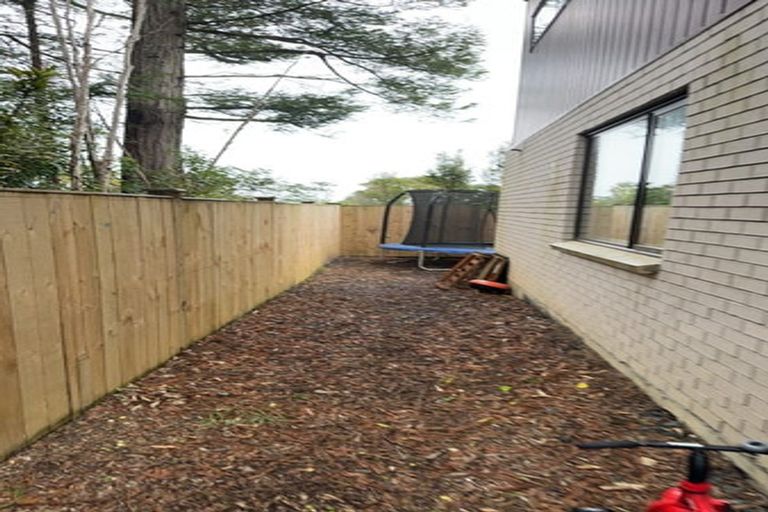 Photo of property in 19/9 Schnapper Rock Road, Greenhithe, Auckland, 0632