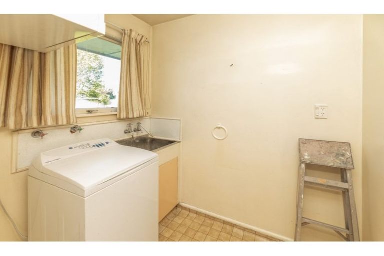 Photo of property in 49 Maidstone Road, Ilam, Christchurch, 8041