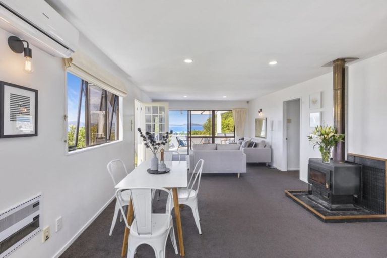 Photo of property in 6b Jacaranda Grove, Maungaraki, Lower Hutt, 5010