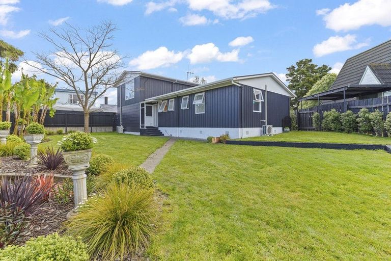 Photo of property in 9 Meads Place, Bulls, 4818