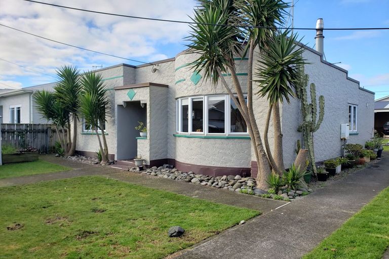 Photo of property in 18 Princes Street, Fitzroy, New Plymouth, 4312