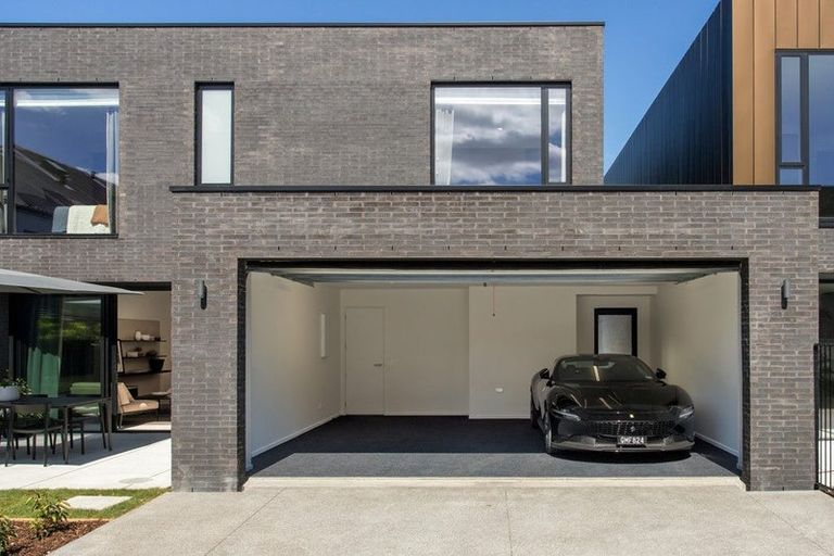 Photo of property in 27 Carlton Mill Road, Merivale, Christchurch, 8014