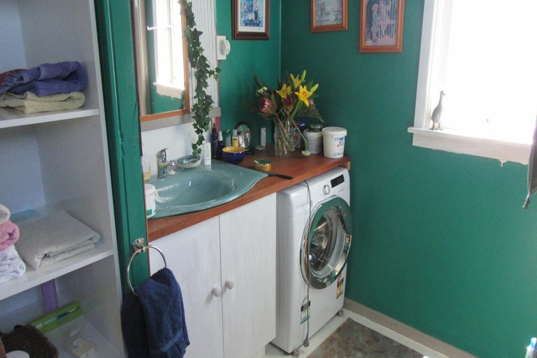 Photo of property in 260 Hannaton Road, Waimate, 7980