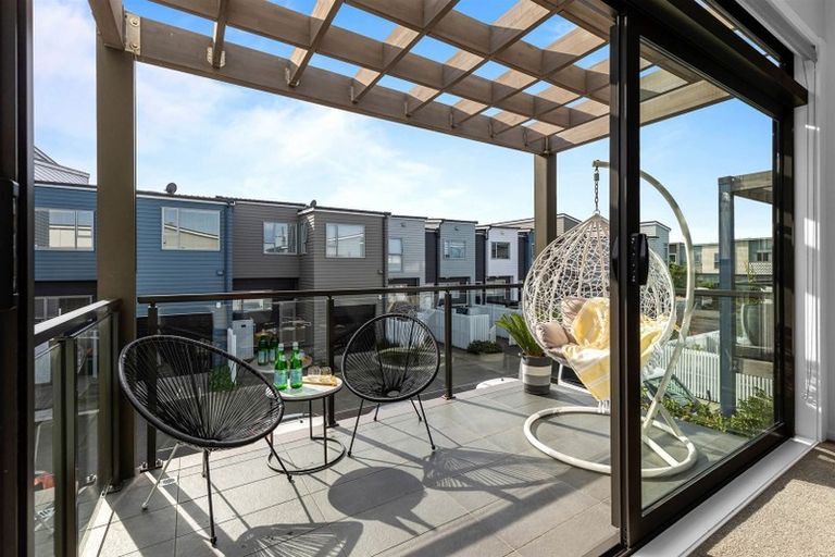 Photo of property in 26 Mollusc Road, Hobsonville, Auckland, 0616