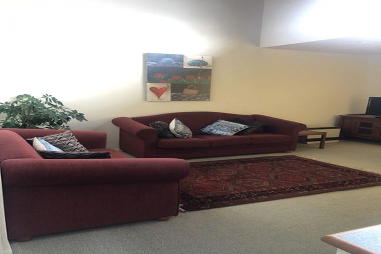 Photo of property in 36n Maunganui Road, Mount Maunganui, 3116