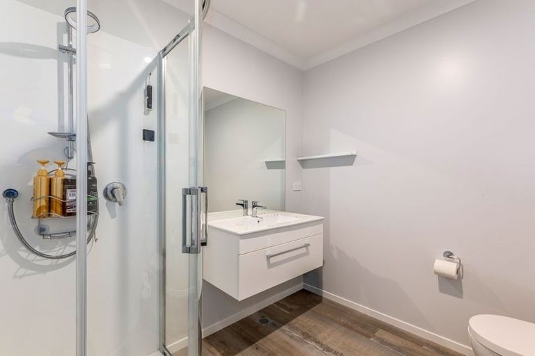 Photo of property in 53 Karearea Avenue, Kenepuru, Porirua, 5022