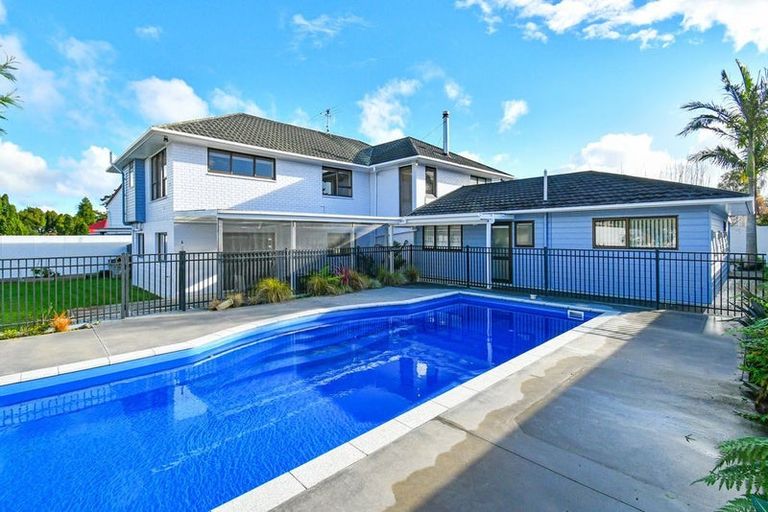 Photo of property in 81 St Annes Crescent, Wattle Downs, Auckland, 2103