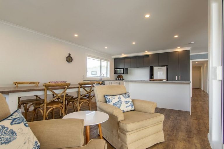 Photo of property in 21 Fraser Crescent, Twizel, 7901