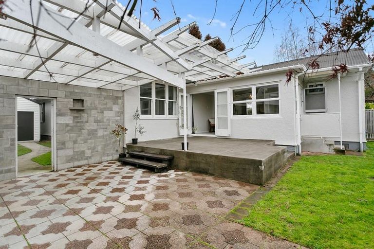 Photo of property in 110a Williams Street, Cambridge, 3434