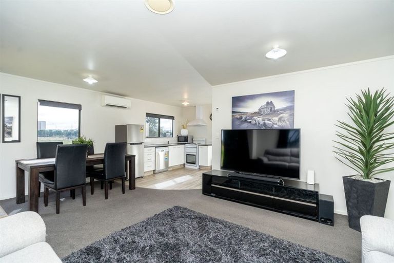 Photo of property in 35 Metro Avenue, Nawton, Hamilton, 3200