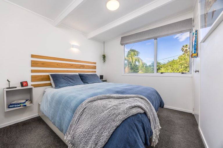 Photo of property in 35 Matai Road, Stanmore Bay, Whangaparaoa, 0932