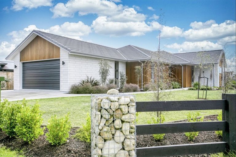 Photo of property in 86 Solway Crescent, Solway, Masterton, 5810