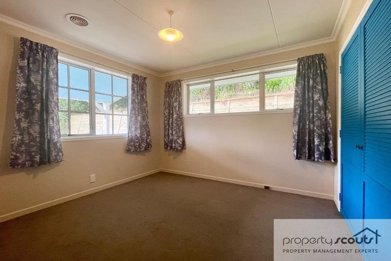 Photo of property in 89c Poplar Grove, Whalers Gate, New Plymouth, 4310