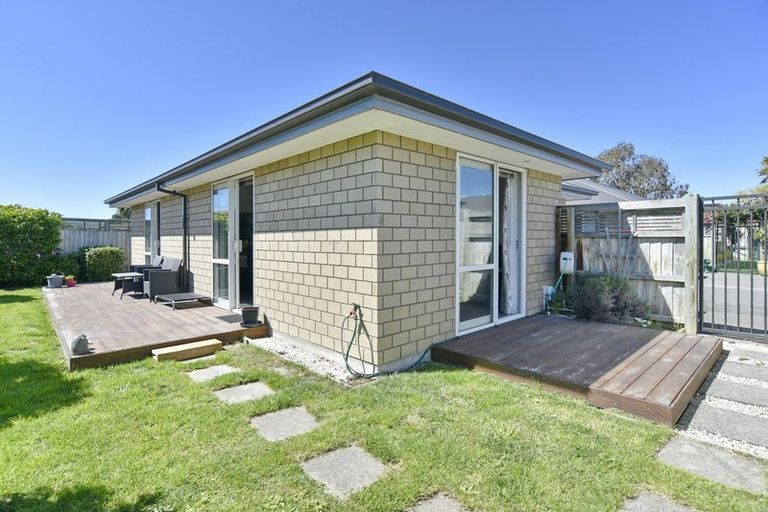 Photo of property in 3/78 Marshland Road, Shirley, Christchurch, 8061
