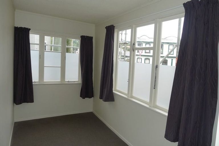 Photo of property in 209 Rintoul Street, Berhampore, Wellington, 6023