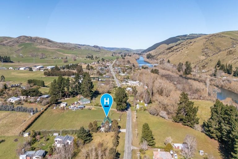 Photo of property in Ex St Johns Church, 1605 Teviot Road, Millers Flat, Roxburgh, 9572