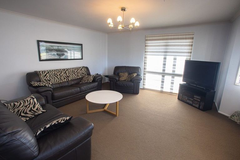 Photo of property in 10 Vista Paku, Pauanui, Hikuai, 3579