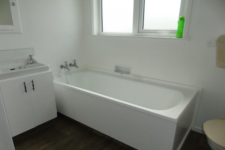 Photo of property in 1/15a Byron Street, Miramar, Wellington, 6022