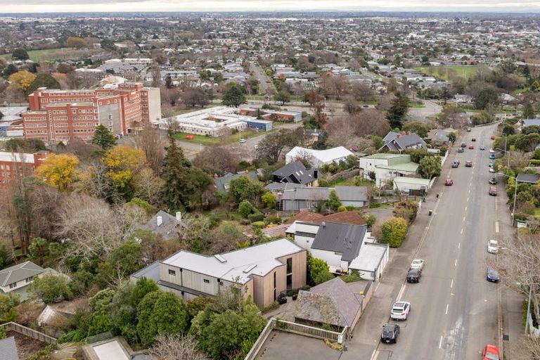 Photo of property in 26 Hackthorne Road, Cashmere, Christchurch, 8022