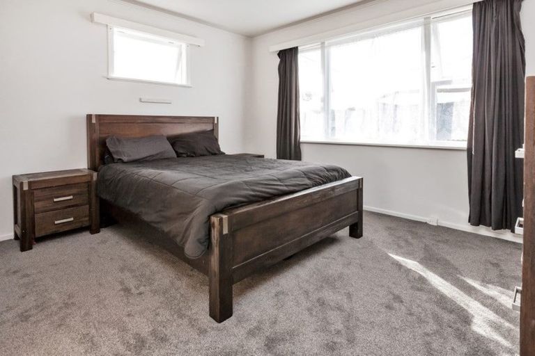 Photo of property in 15 Taraire Crescent, Otangarei, Whangarei, 0112