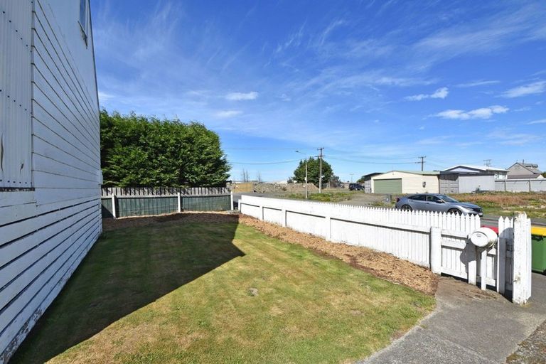 Photo of property in 3 Salisbury Street, Waikiwi, Invercargill, 9810