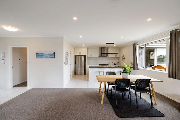 Photo of property in 13 Hehan Close, Cambridge, 3434